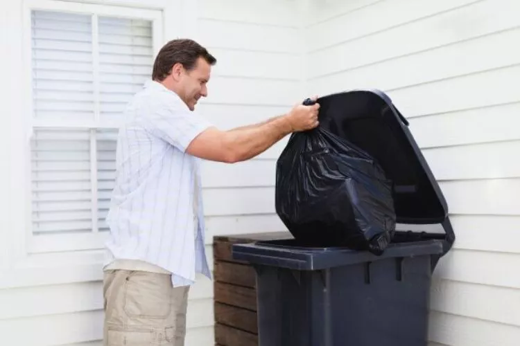 How to stop neighbors from using your garbage can: Different Methods